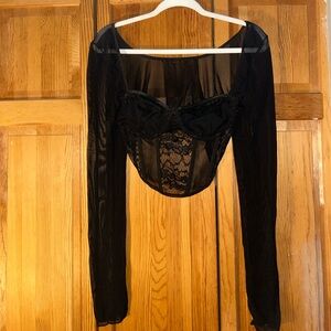Elegant Black Lace Long Sleeve Crop Top
